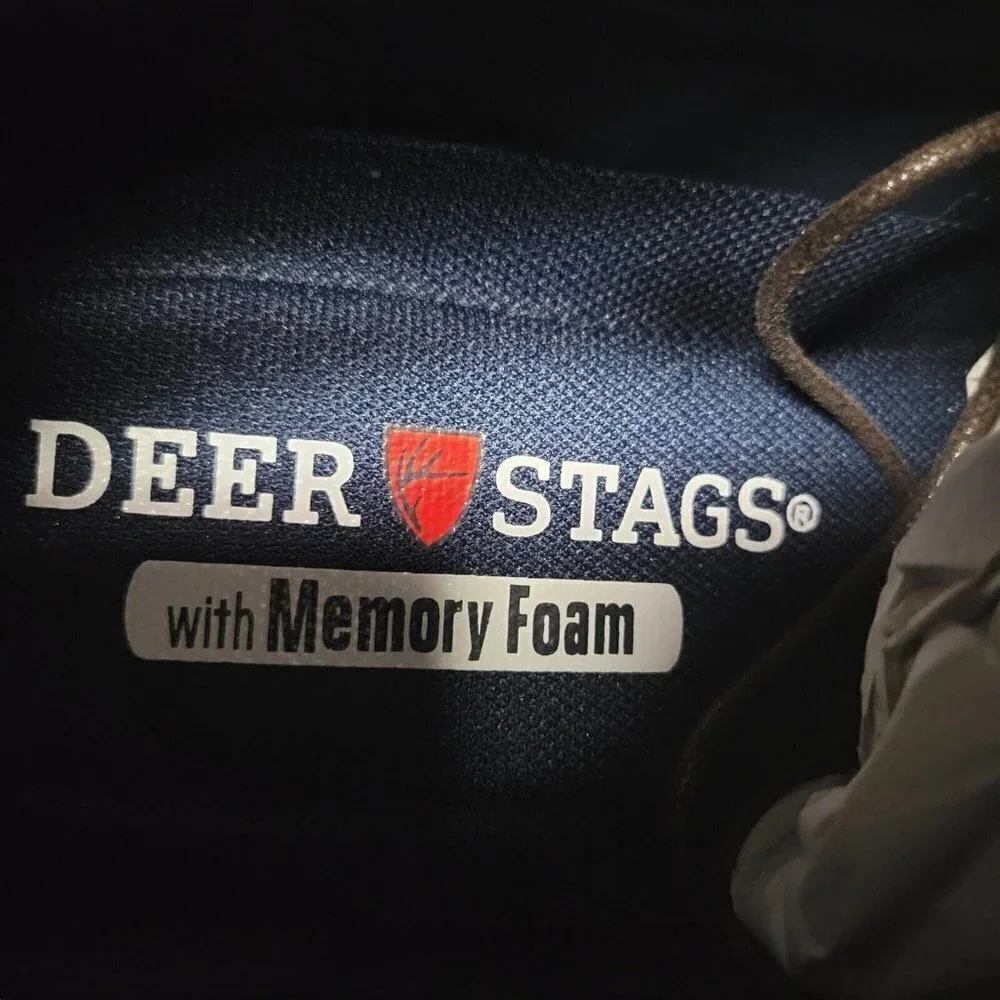 DEER Stags Mark Dress Comfort Lace-up Boots. Size 9. New In Box